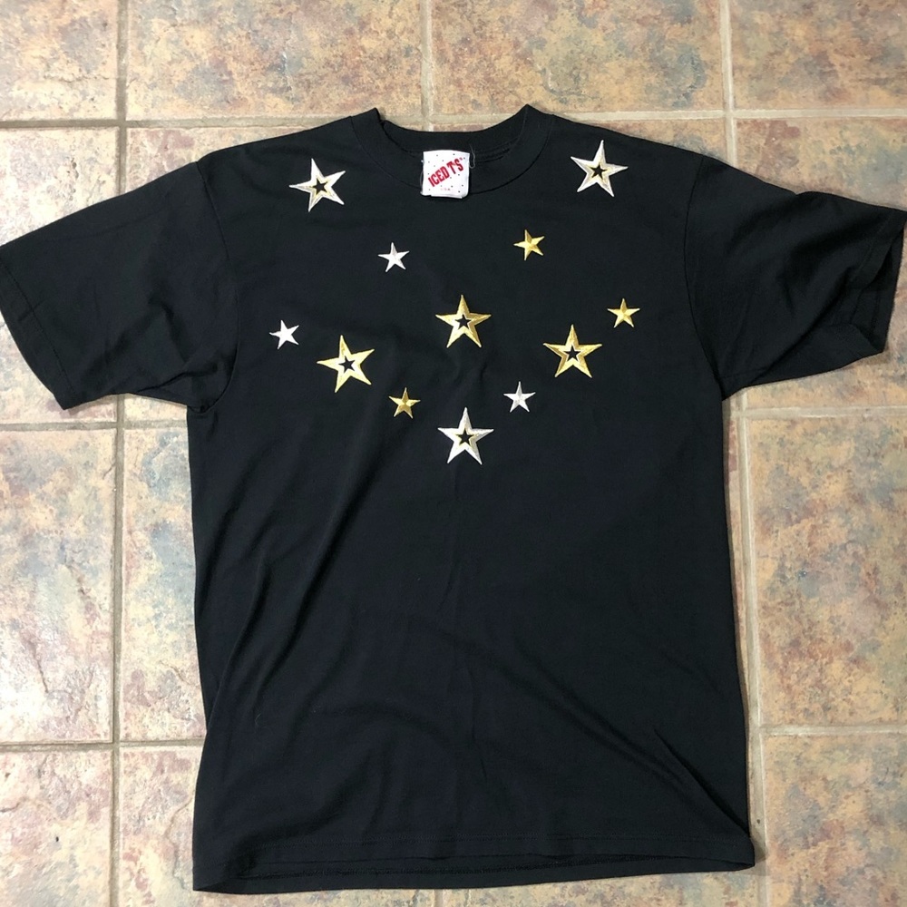 large black t-shirt with gold & silver star patch - Picture 2 of 5